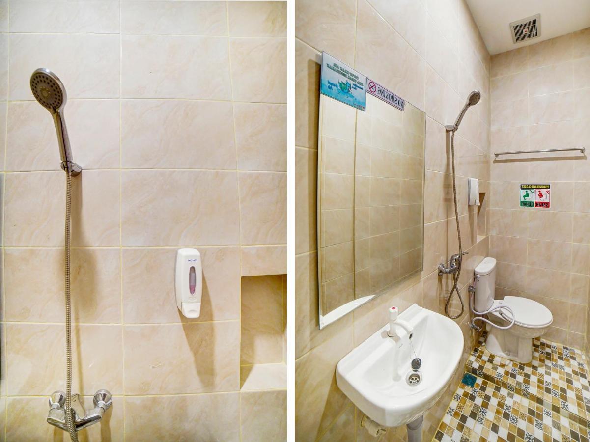Oyo 91211 Mega Comfort Guest House Medan Exterior photo